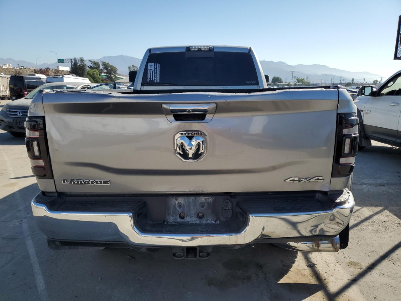 2019 RAM 3500 VIN 3C63RRJL4KG589219 Copart auction photo, burn - engine / rear end damage thumbnail 6