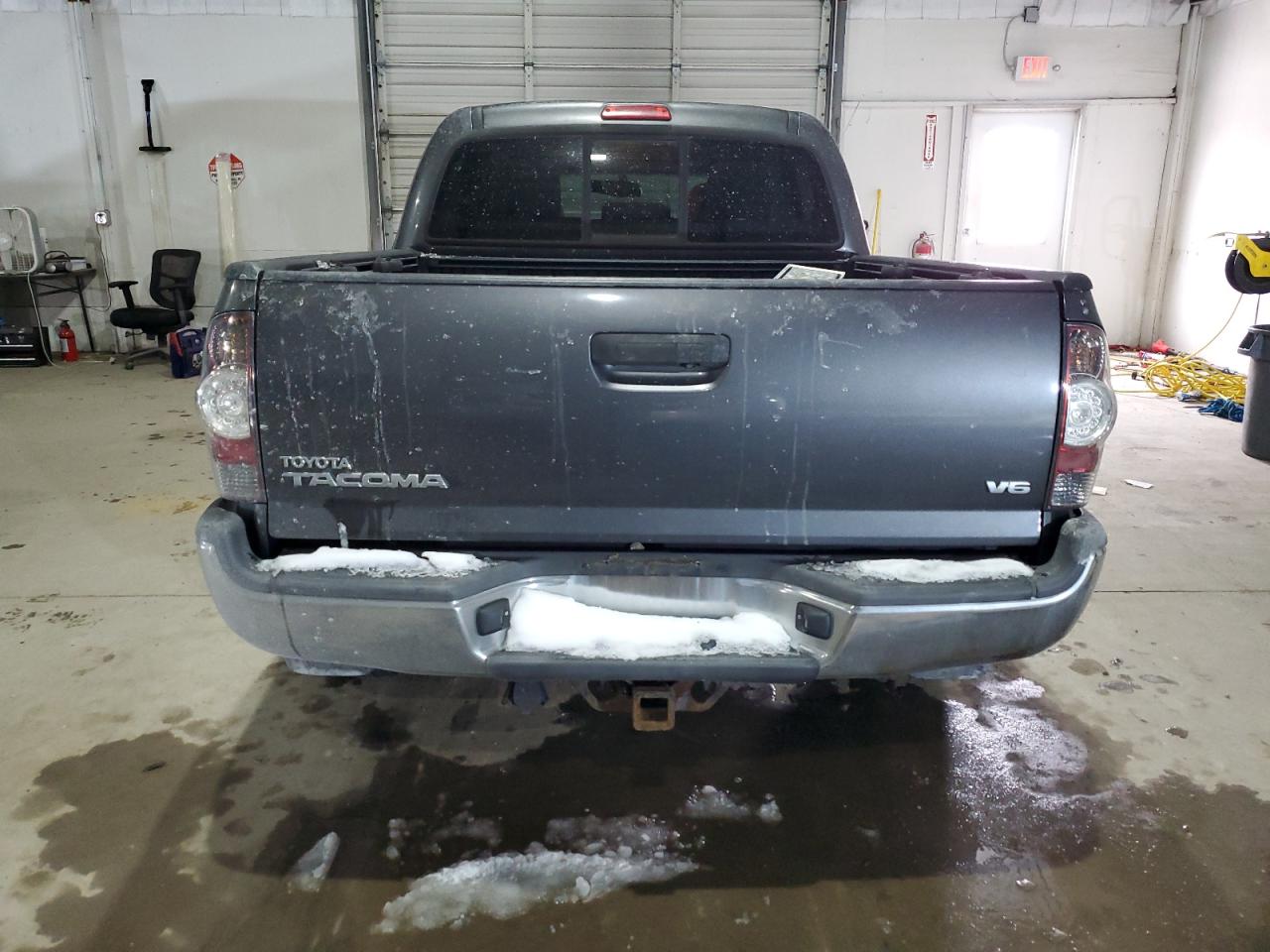 2013 Toyota Tacoma VIN 3TMLU4EN0DM118016 Copart auction photo, front end / mechanical damage thumbnail 6