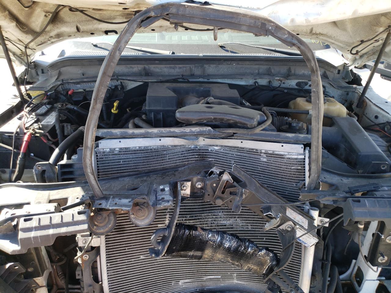 2012 Ford F250 VIN 1FT7X2A64CEA10837 Copart auction photo, front end / side damage thumbnail 11
