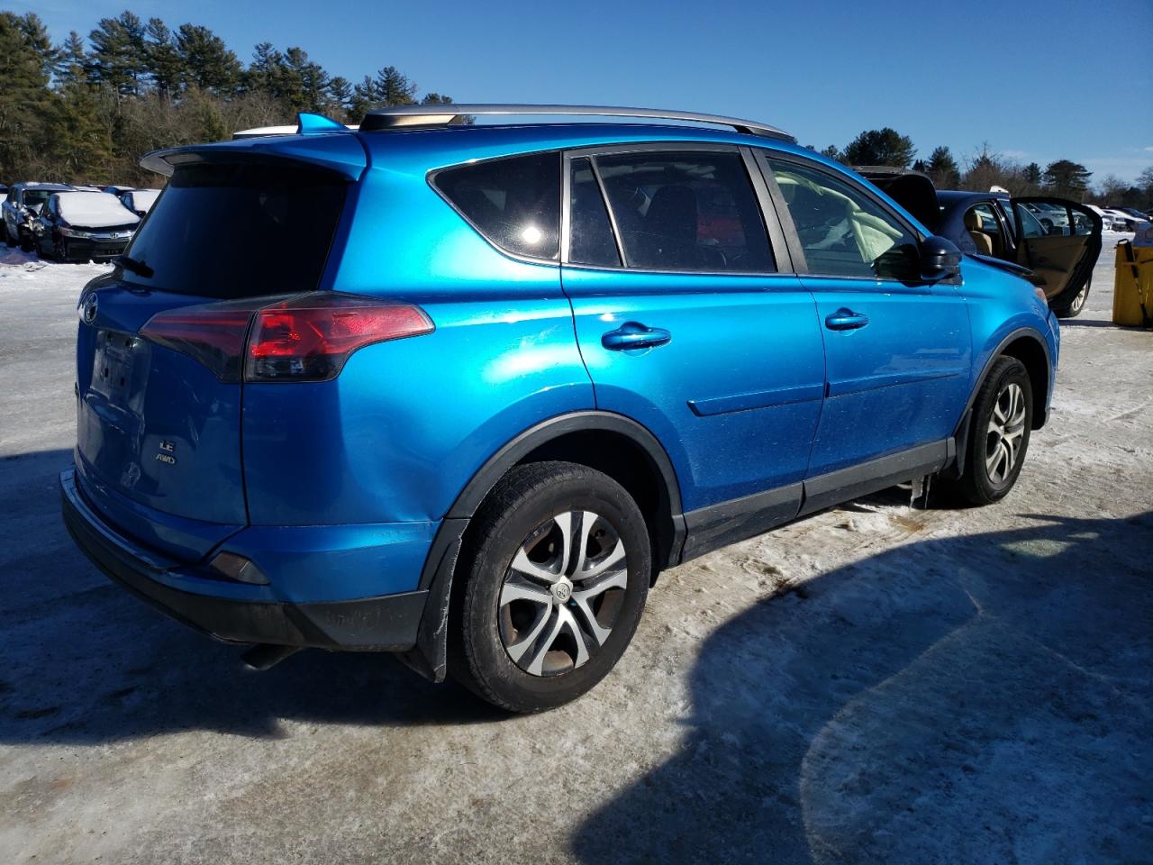 2017 Toyota RAV 4 VIN JTMBFREV5HJ141037 Copart auction photo, front end damage thumbnail 3