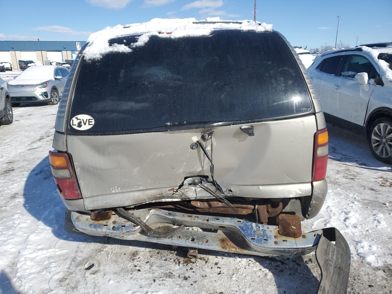2001 Chevrolet Tahoe VIN 1GNEK13TX1J167738 Copart auction photo, rear end / front end damage thumbnail 6