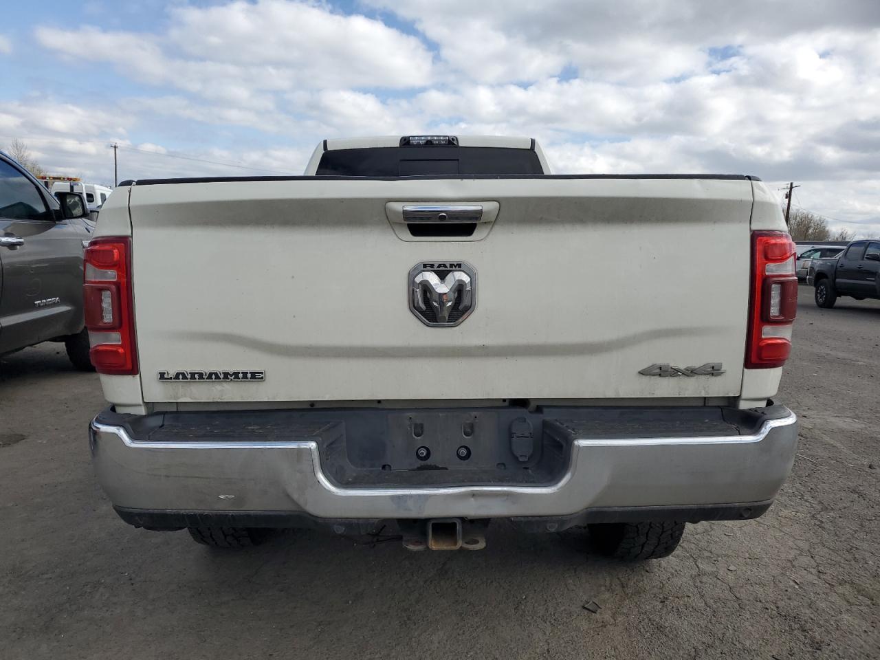 2019 RAM 2500 VIN 3C6UR5KL9KG554784 Copart auction photo, front end damage thumbnail 6
