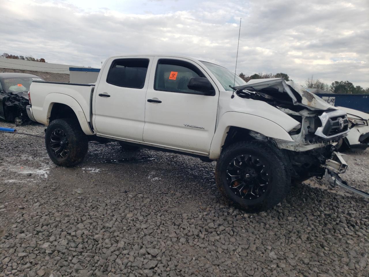 2013 Toyota Tacoma VIN 5TFLU4EN4DX083992 Copart auction photo, front end damage thumbnail 4