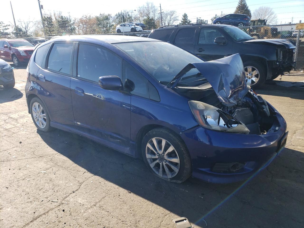 2013 Honda Fit VIN JHMGE8H55DC025736 Copart auction photo, front end damage thumbnail 4