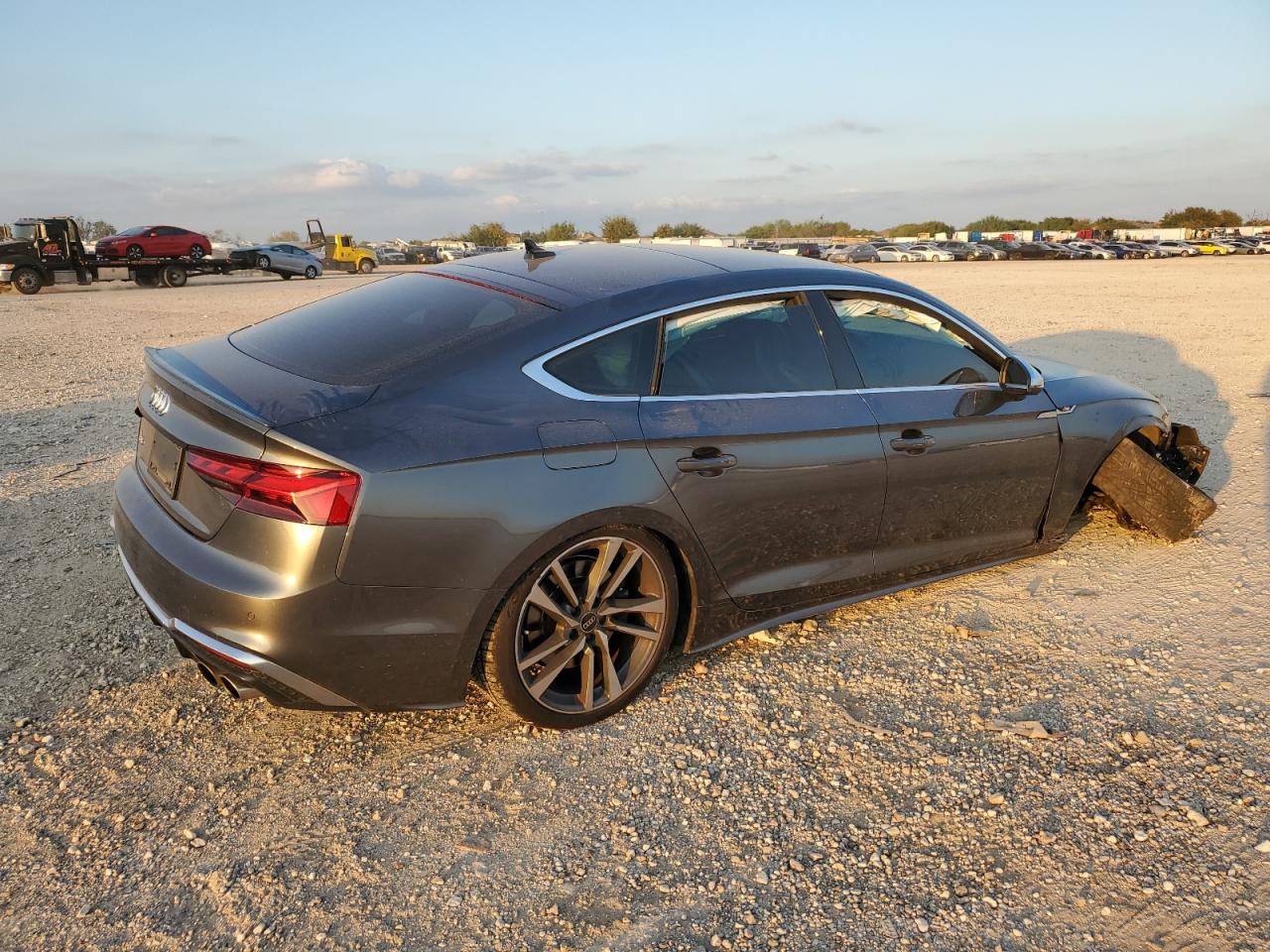 2021 Audi RS5 VIN WAUC4DF54MA049484 Copart auction photo, side / front end damage thumbnail 3