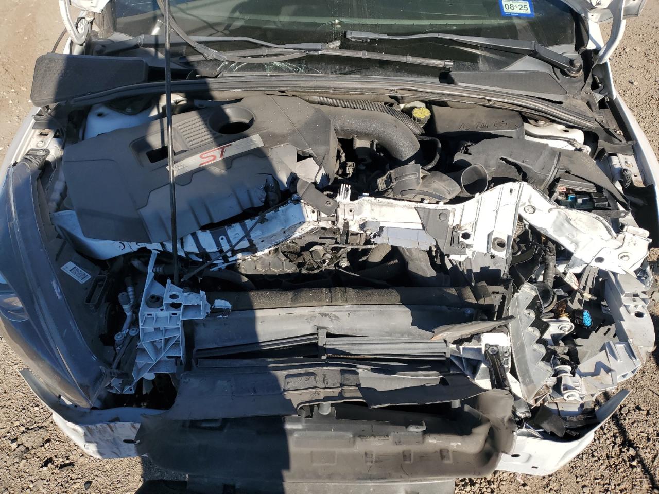 2018 Ford Focus VIN 1FADP3L90JL289699 Copart auction photo, front end / minor dent/scratches damage thumbnail 12
