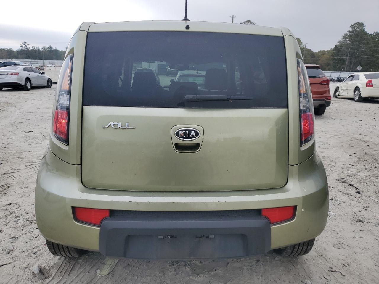 2011 KIA Soul VIN KNDJT2A24B7256627 Copart auction photo, front end damage thumbnail 6