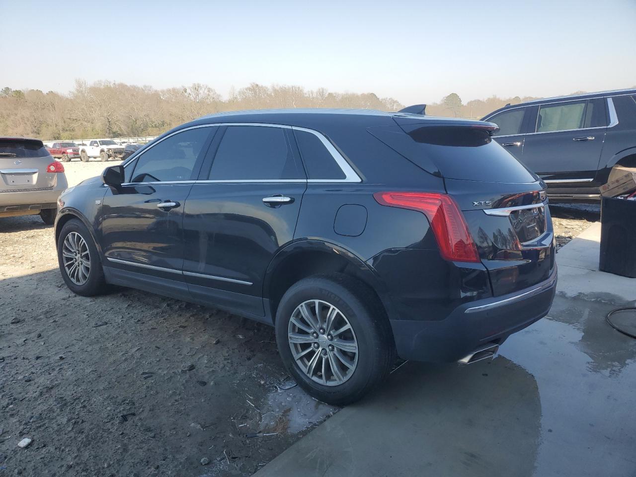 2018 Cadillac XT5 VIN 1GYKNCRS7JZ108266 Copart auction photo, front end damage thumbnail 2