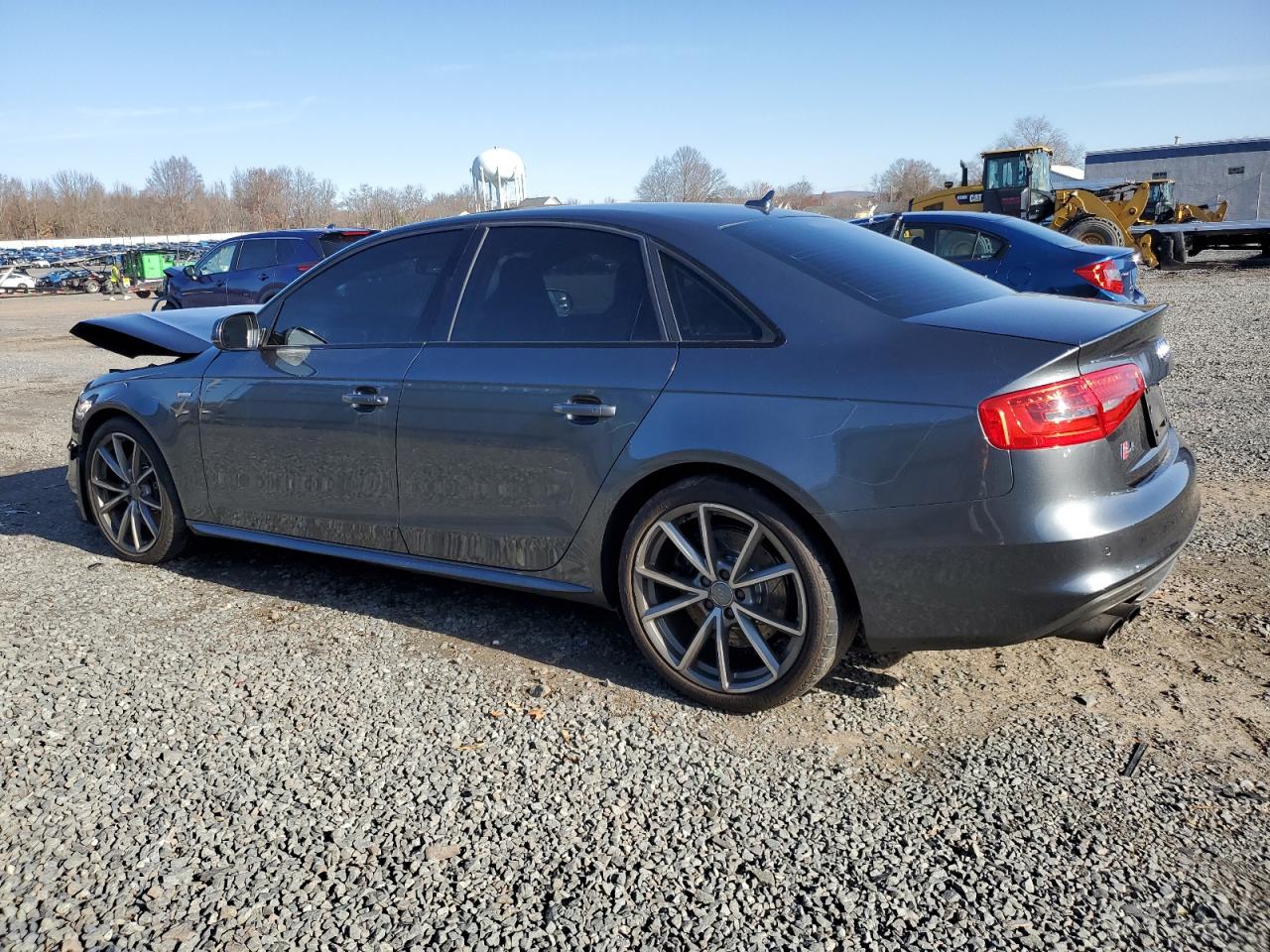 2015 Audi RS4 VIN WAUBGAFLXFA047726 Copart auction photo, front end damage thumbnail 2