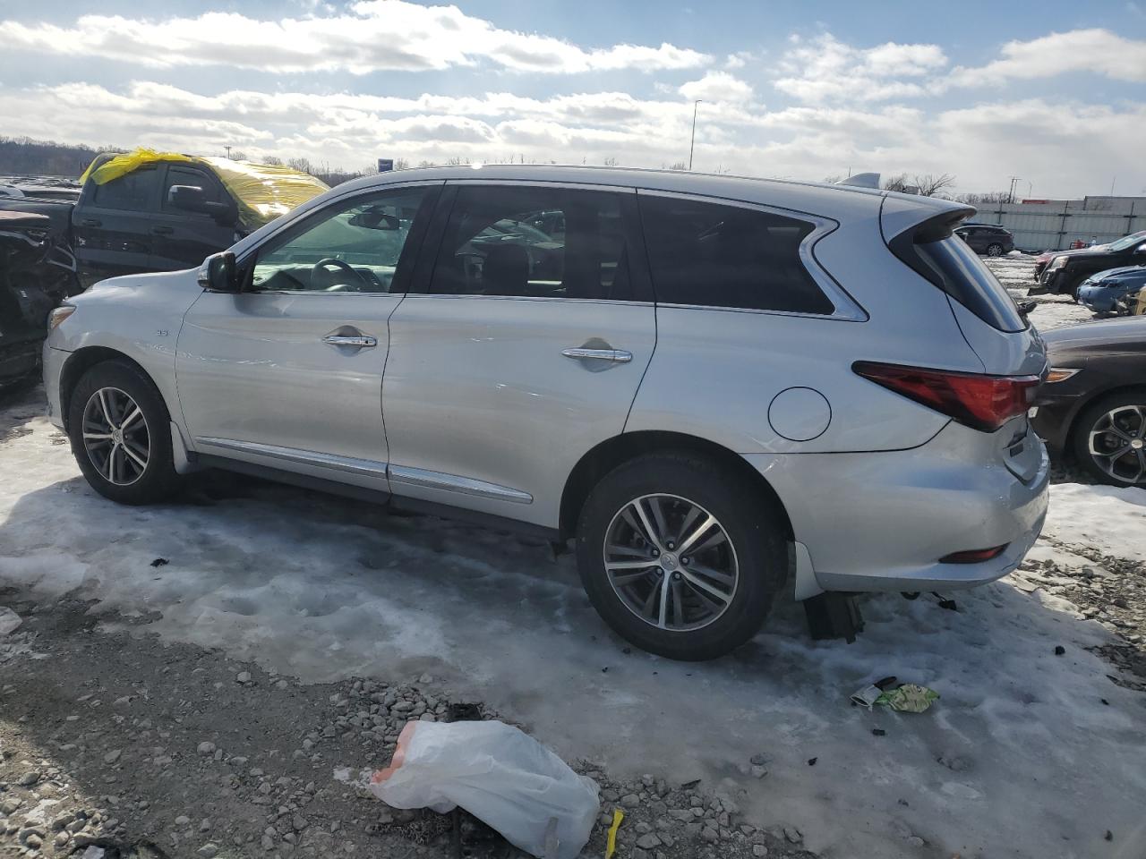 2019 Infiniti QX60 VIN 5N1DL0MMXKC535159 Copart auction photo, rear end / minor dent/scratches damage thumbnail 2
