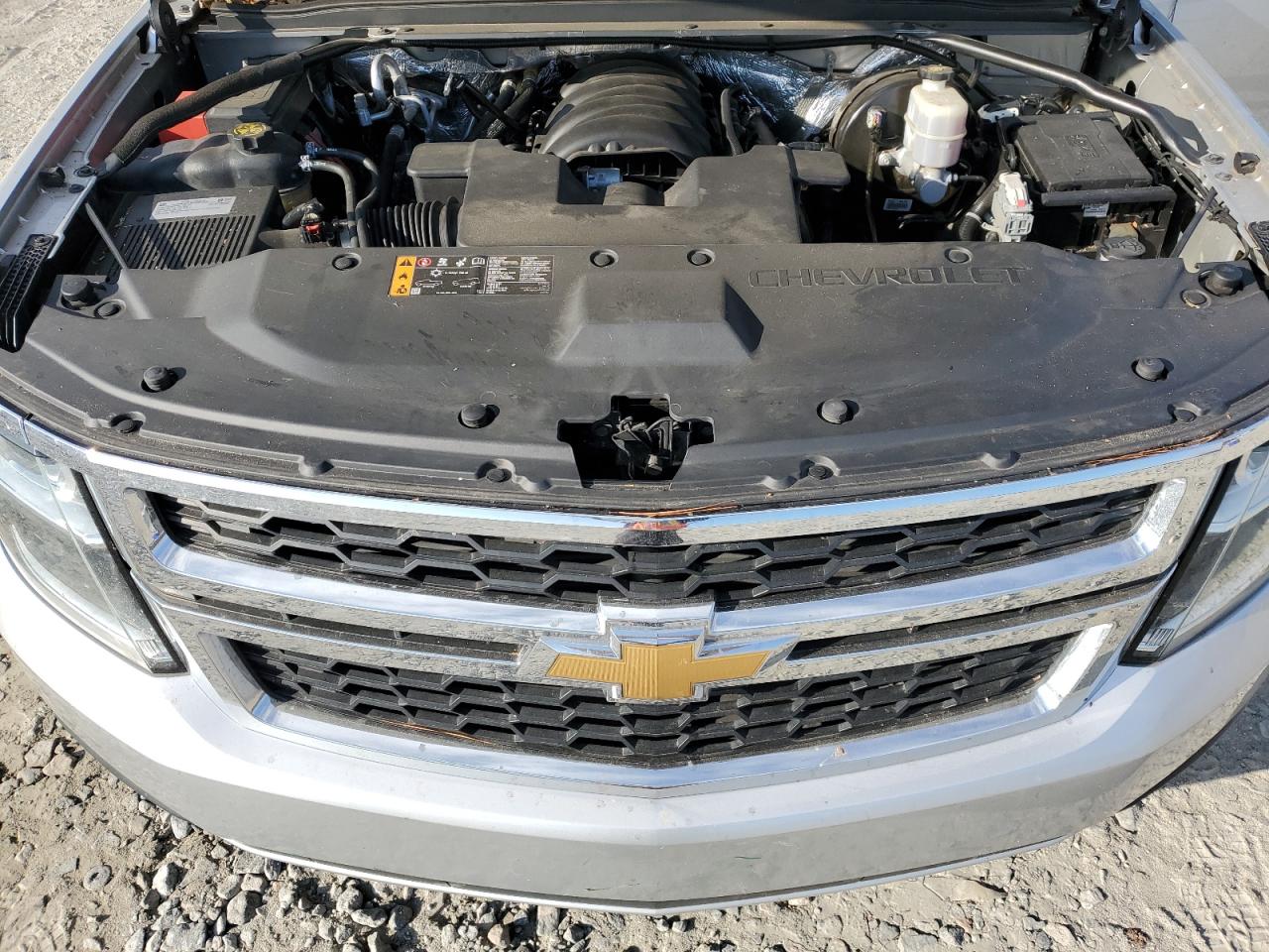 2018 Chevrolet Suburban VIN 1GNSCHKC7JR340630 Copart auction photo, top/roof / side damage thumbnail 12