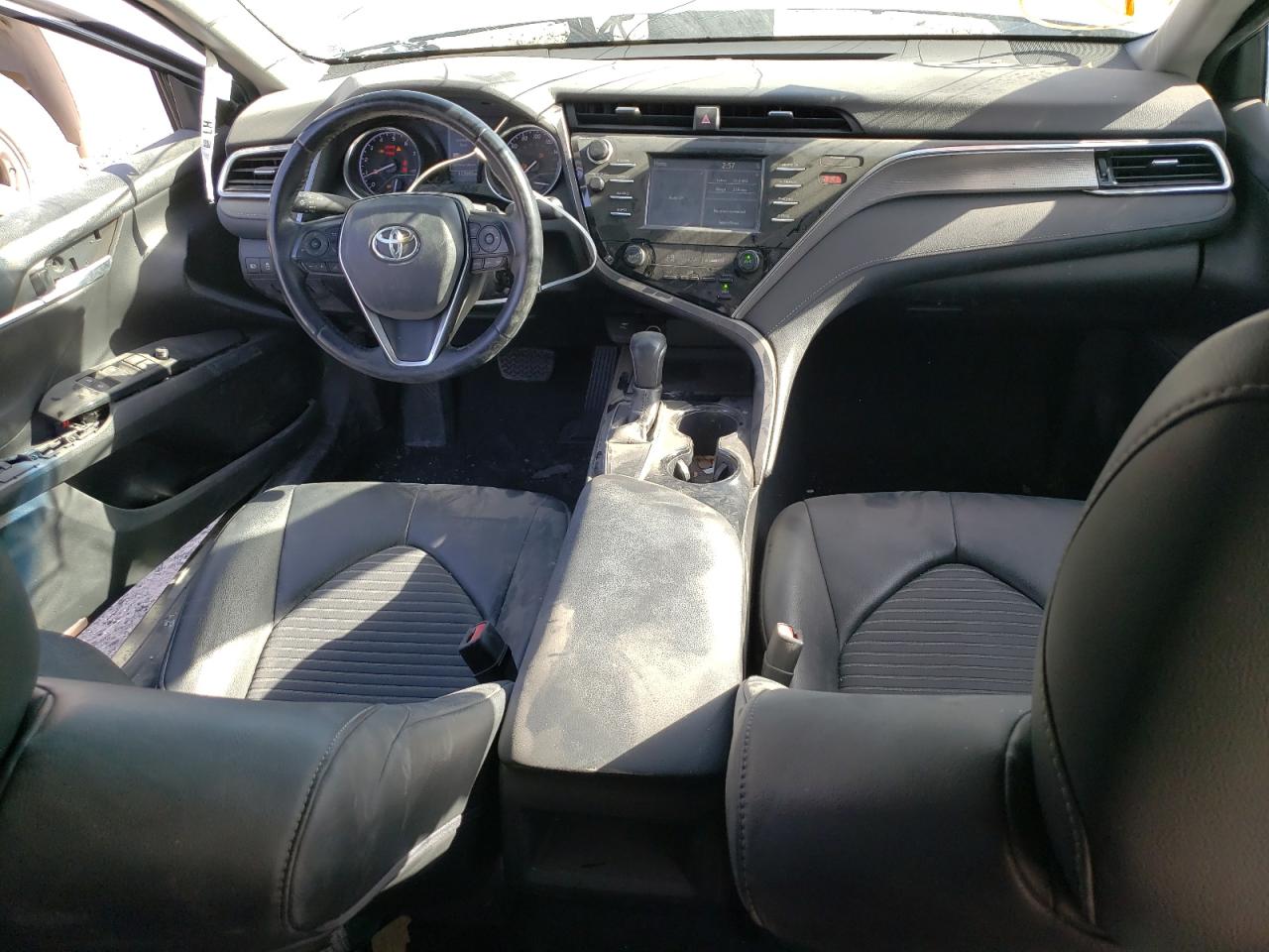 2018 Toyota Camry VIN 4T1B11HK3JU606366 Copart auction photo, all over damage thumbnail 8