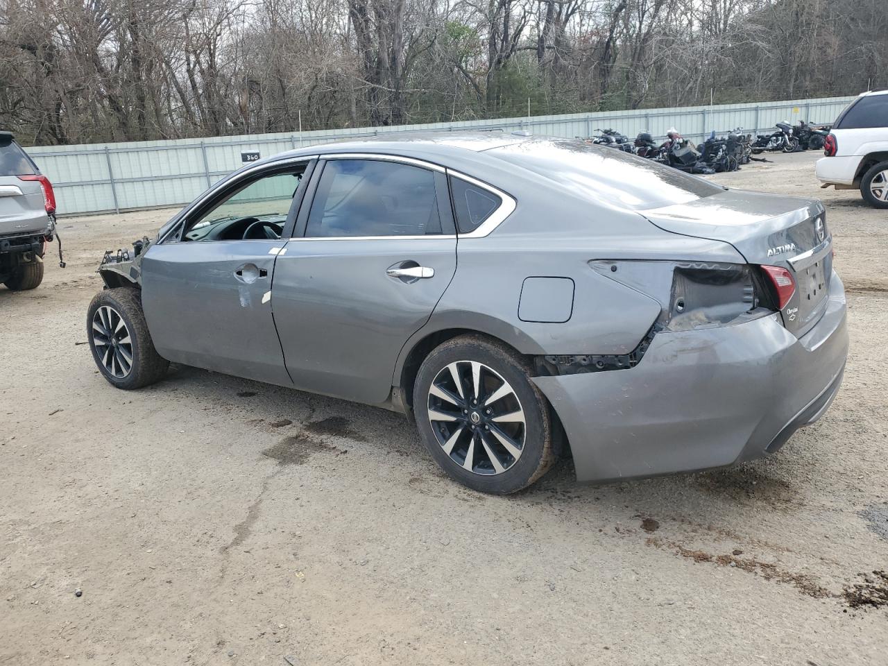 2018 Nissan Altima VIN 1N4AL3AP3JC171744 Copart auction photo, front end damage thumbnail 2
