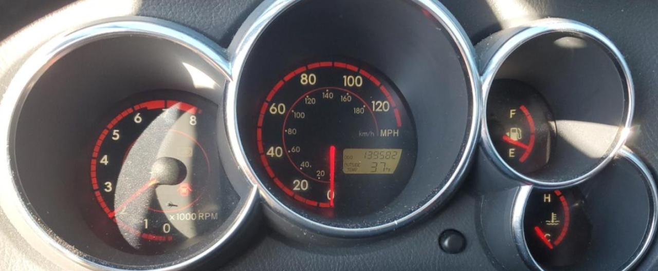 2004 Pontiac Vibe VIN 5Y2SL62874Z431989 Copart auction photo, all over damage thumbnail 9