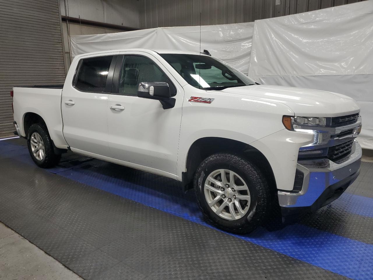 2021 Chevrolet Silverado VIN 1GCUYDED4MZ240179 Copart auction photo, minor dent/scratches damage thumbnail 4