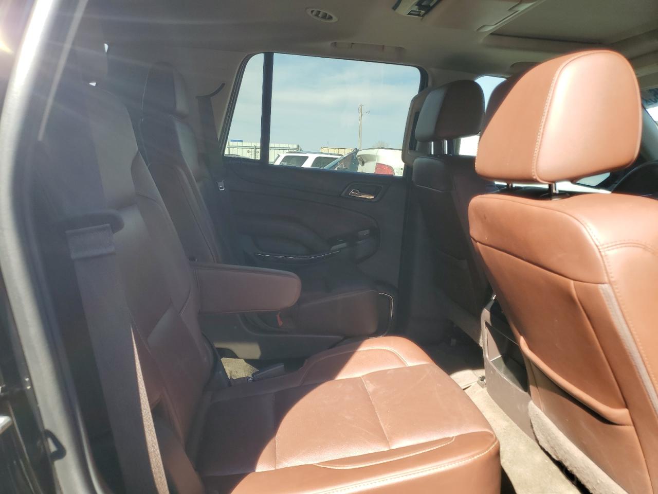 2017 Chevrolet Tahoe VIN 1GNSKCKC4HR293525 Copart auction photo, front end / side damage thumbnail 12