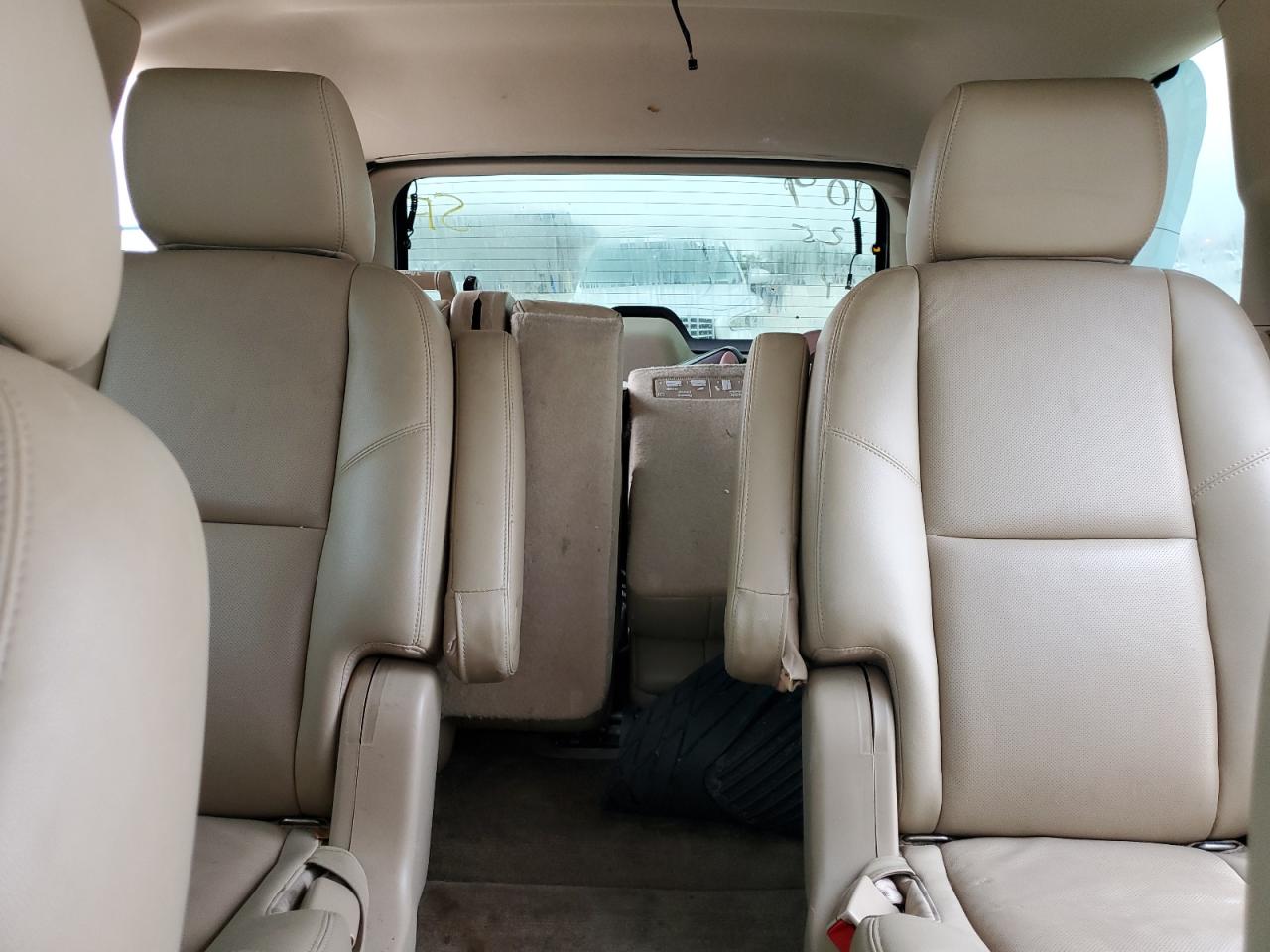 2011 Chevrolet Tahoe VIN 1GNSKCE01BR205636 Copart auction photo, all over damage thumbnail 10