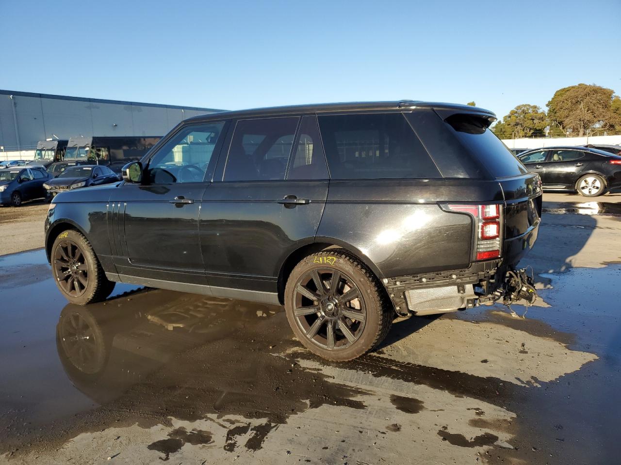 2015 Land Rover Range Rover VIN SALGS2VF8FA204218 Copart auction photo, rear end damage thumbnail 2