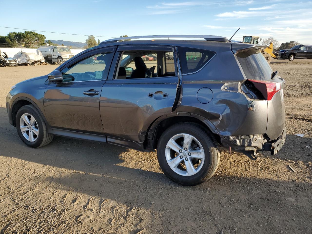 2014 Toyota RAV 4 VIN JTMRFREV0ED074159 Copart auction photo, rear end / side damage thumbnail 2