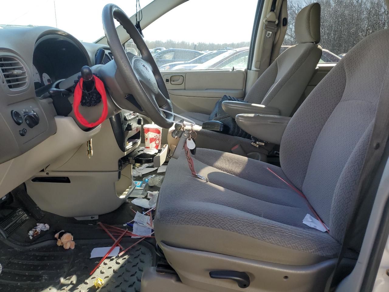 2006 Dodge Caravan VIN 1D4GP45R16B744313 Copart auction photo, front end damage thumbnail 7