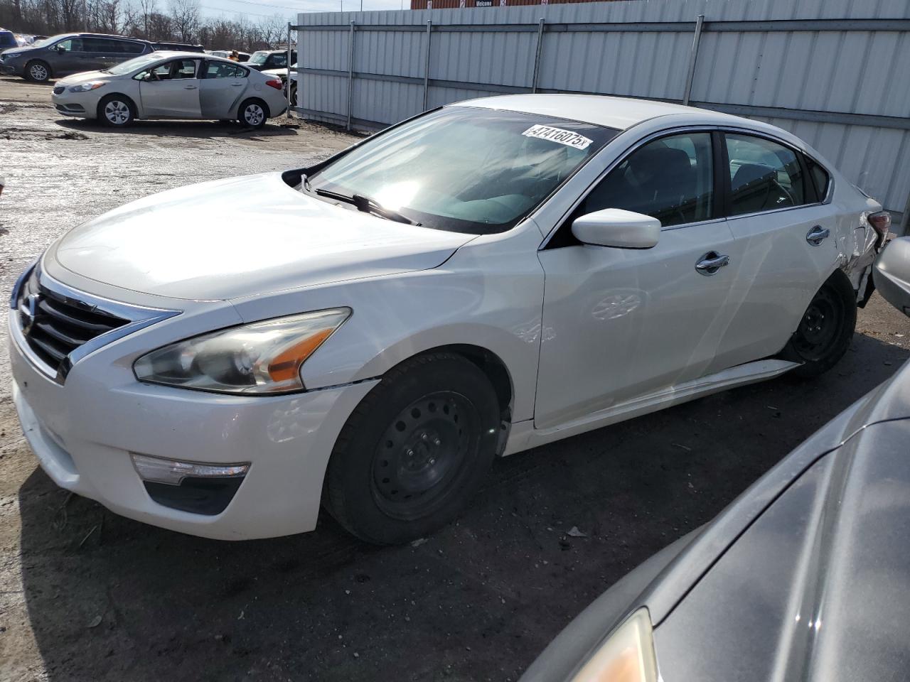 2015 Nissan Altima VIN 1N4AL3AP4FN335109