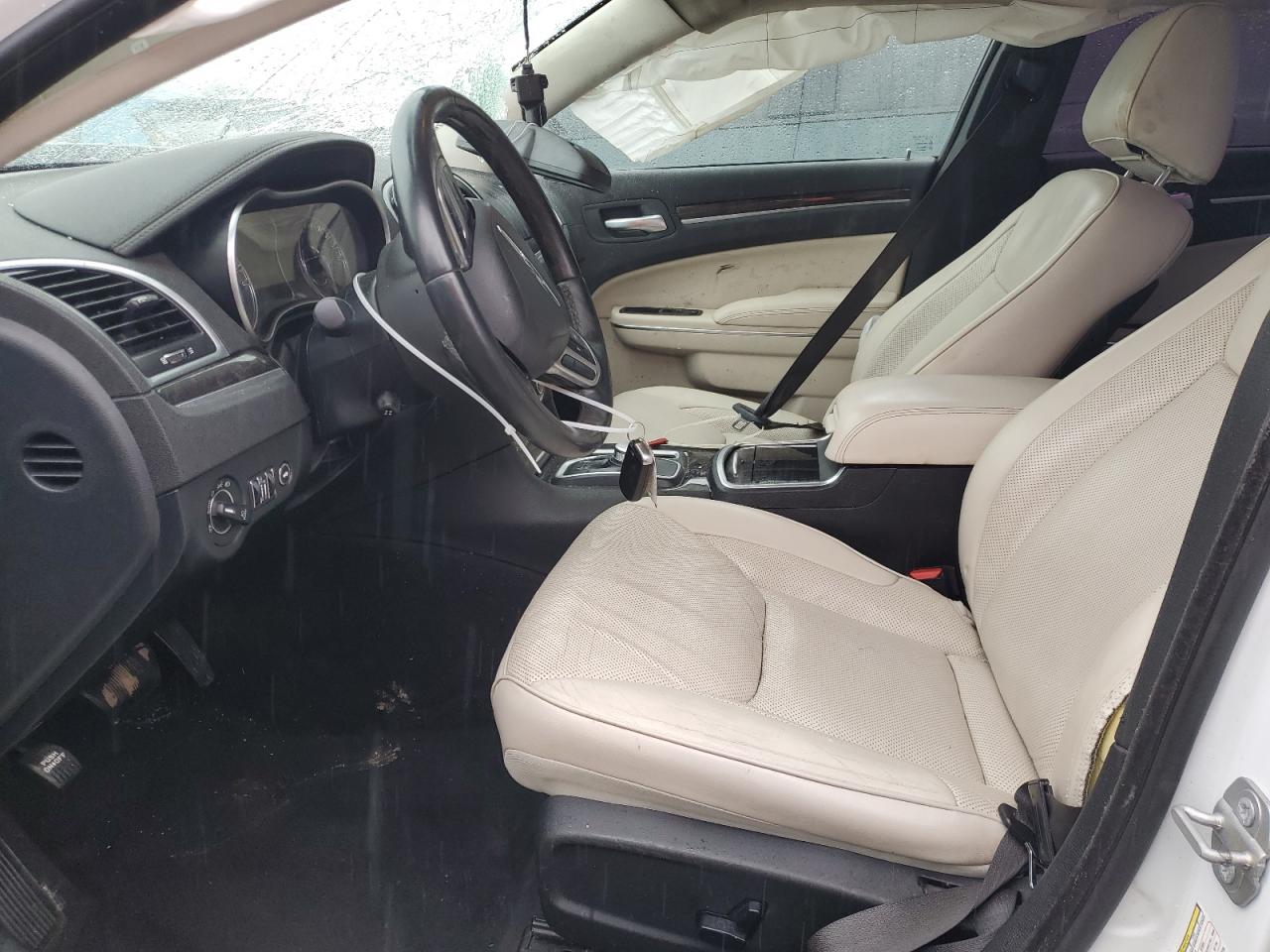 2018 Chrysler 300 VIN 2C3CCAKG3JH177535 Copart auction photo, all over damage thumbnail 7