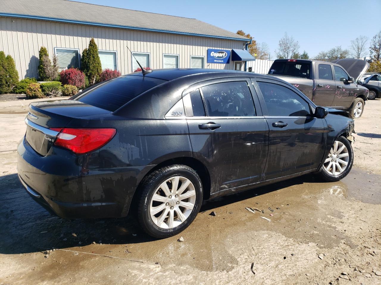 2011 Chrysler 200 VIN 1C3BC1FB4BN511302 Copart auction photo, front end damage thumbnail 3