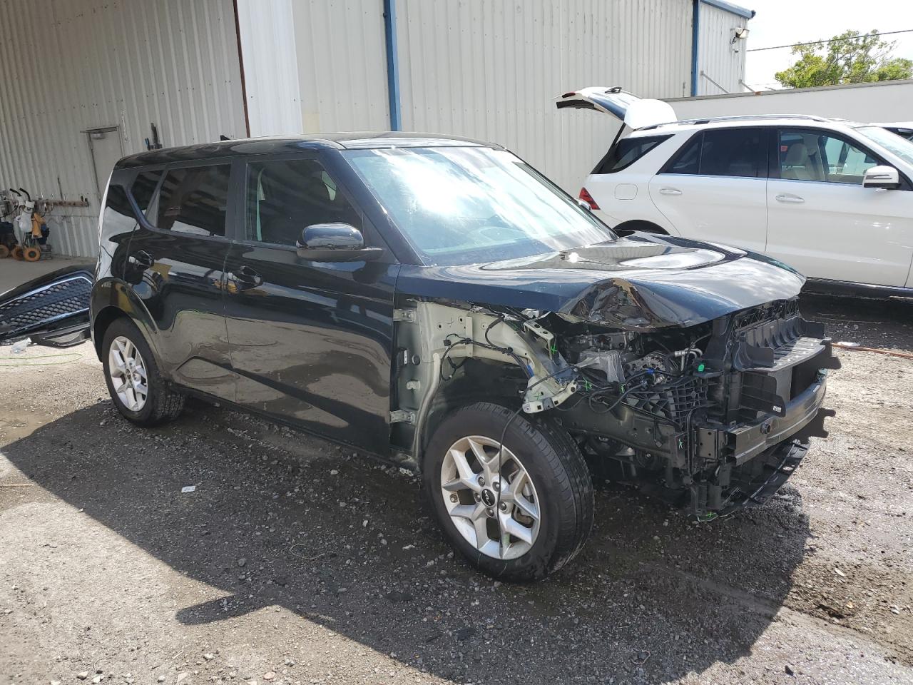 2024 KIA Soul VIN KNDJ23AU5R7237931 Copart auction photo, front end damage thumbnail 4