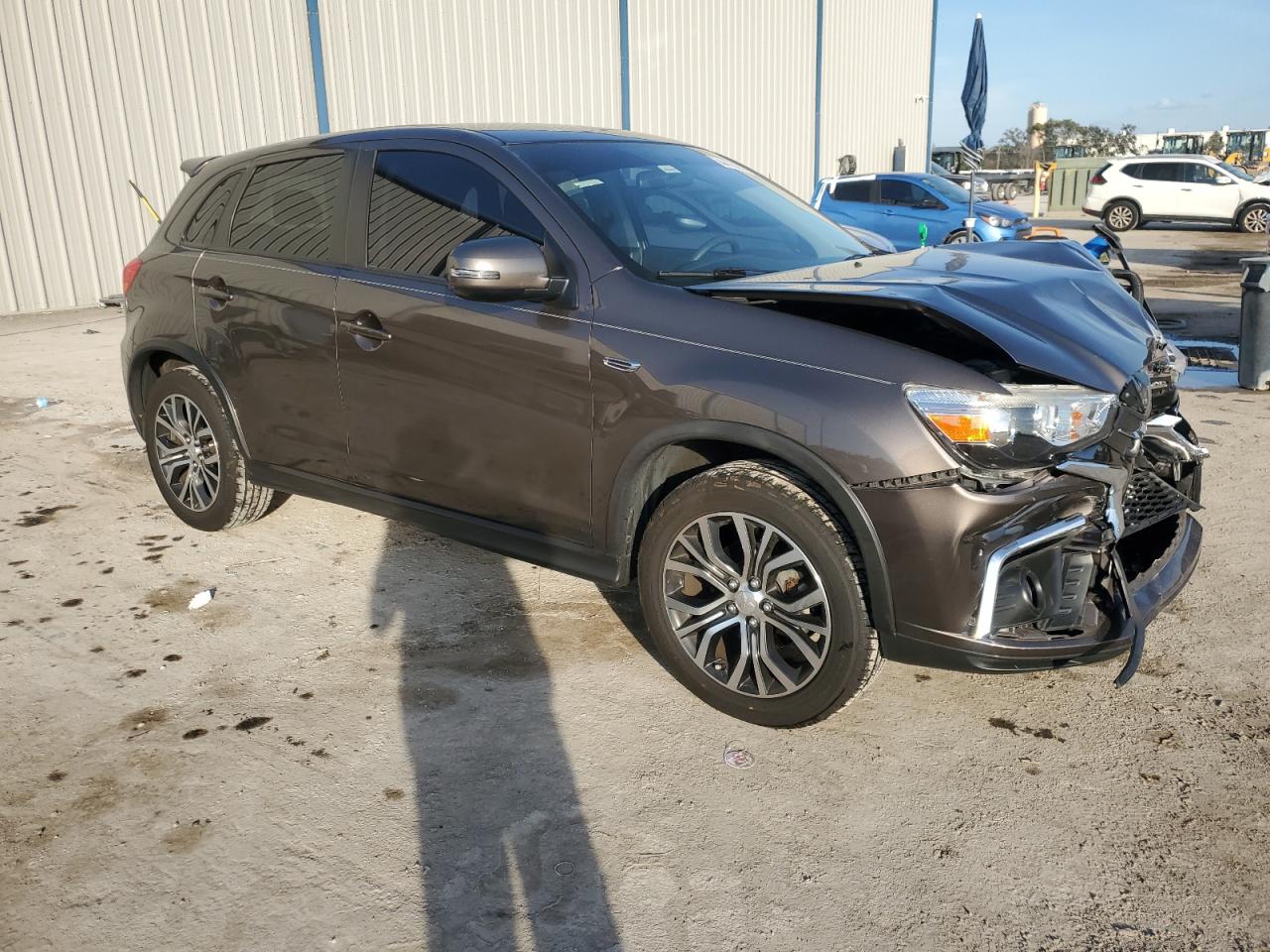2018 Mitsubishi Outlander VIN JA4AP3AU7JU023606 Copart auction photo, front end damage thumbnail 4