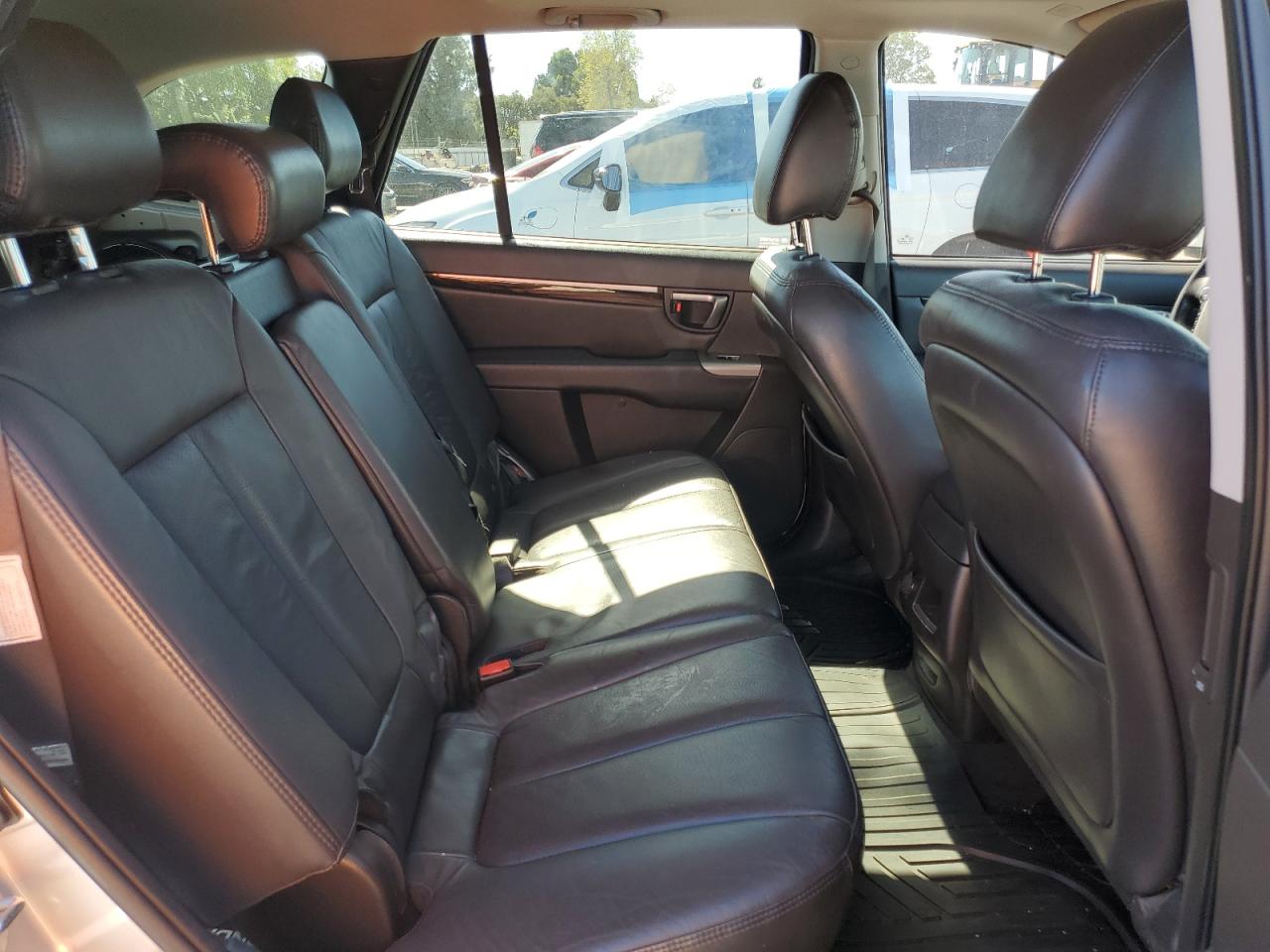 2010 Hyundai Santa Fe VIN 5NMSK4AG9AH385453 Copart auction photo, rear end / minor dent/scratches damage thumbnail 11