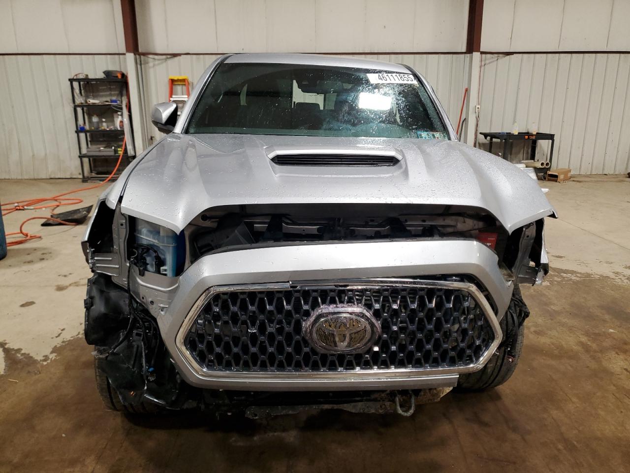 2019 Toyota Tacoma VIN 3TMDZ5BN8KM075431 Copart auction photo, side / rear end damage thumbnail 5