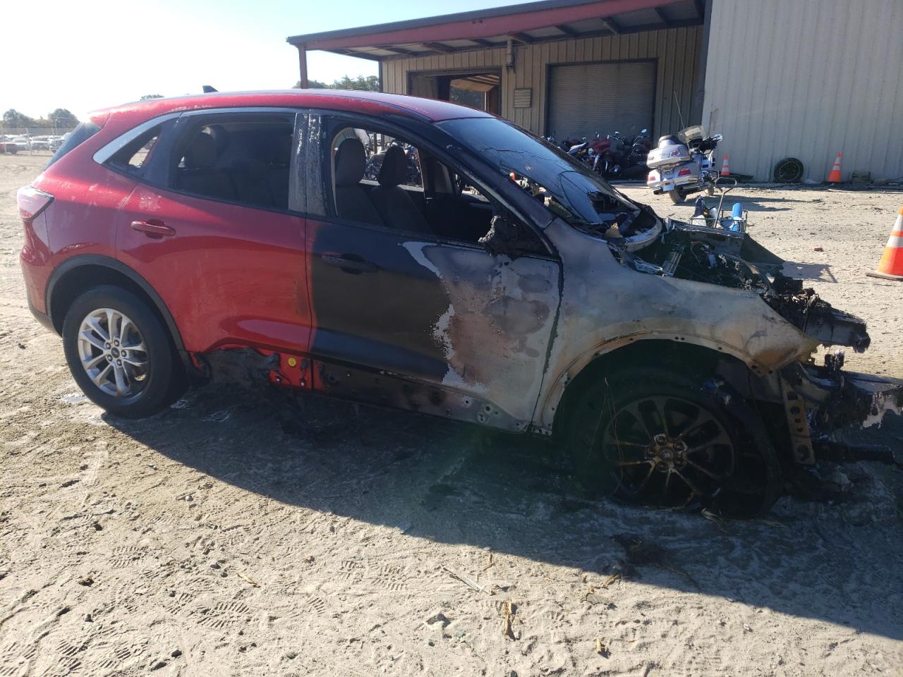 2020 Ford Escape VIN 1FMCU9G64LUA95347 Copart auction photo, burn - engine damage thumbnail 4
