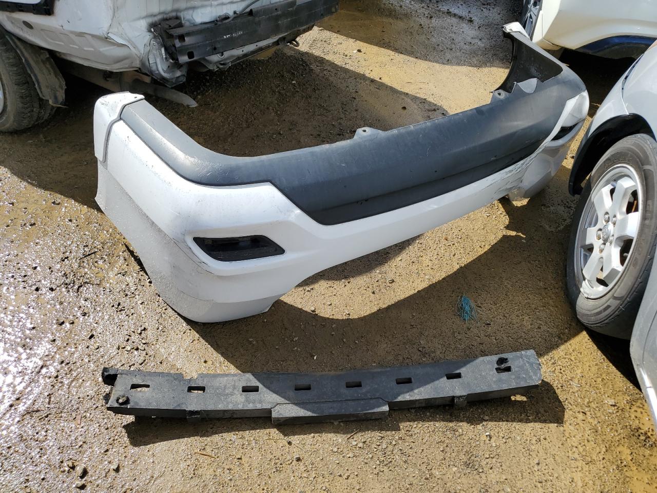 2017 Nissan Sentra VIN 3N1AB7AP7HY256319 Copart auction photo, rear end damage thumbnail 14
