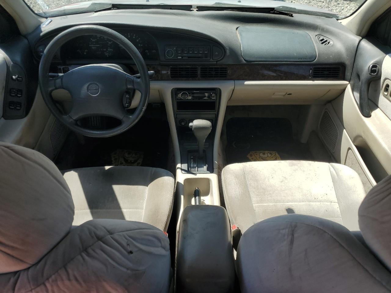 1995 Nissan Altima VIN 1N4BU31D8SC164328 Copart auction photo, rear end damage thumbnail 8