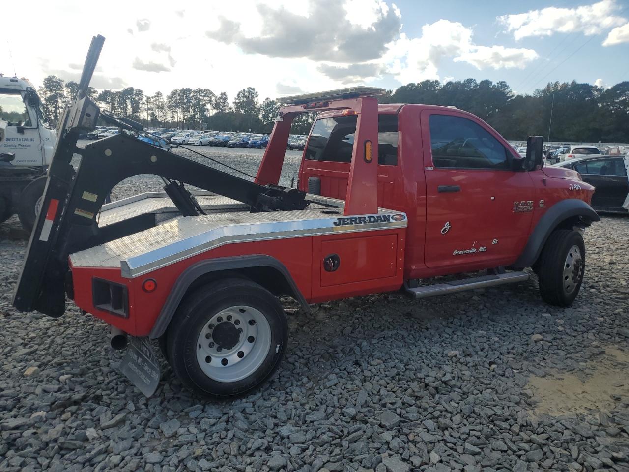 2018 RAM 4500 VIN 3C7WRKAL0JG280104 Copart auction photo, front end / undercarriage damage thumbnail 3