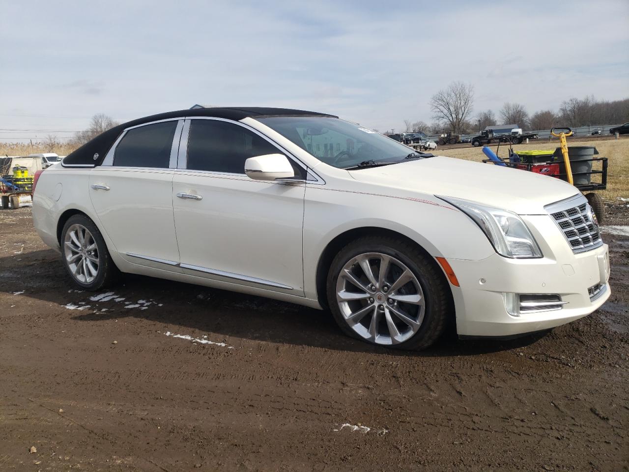 2014 Cadillac XTS VIN 2G61M5S33E9136748 Copart auction photo, side / rear end damage thumbnail 4