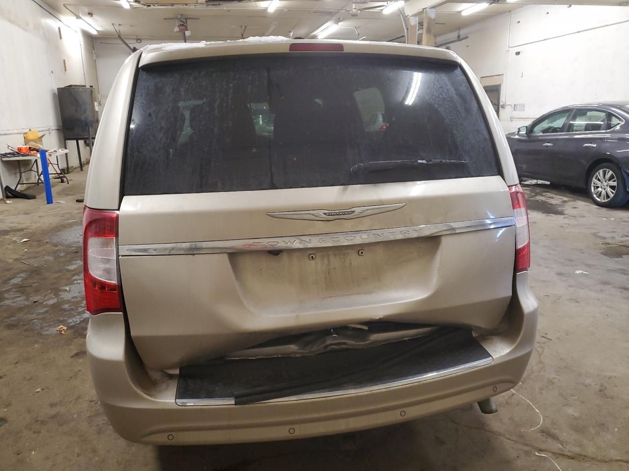 2013 Chrysler Town & Country VIN 2C4RC1CG3DR819612 Copart auction photo, all over damage thumbnail 6