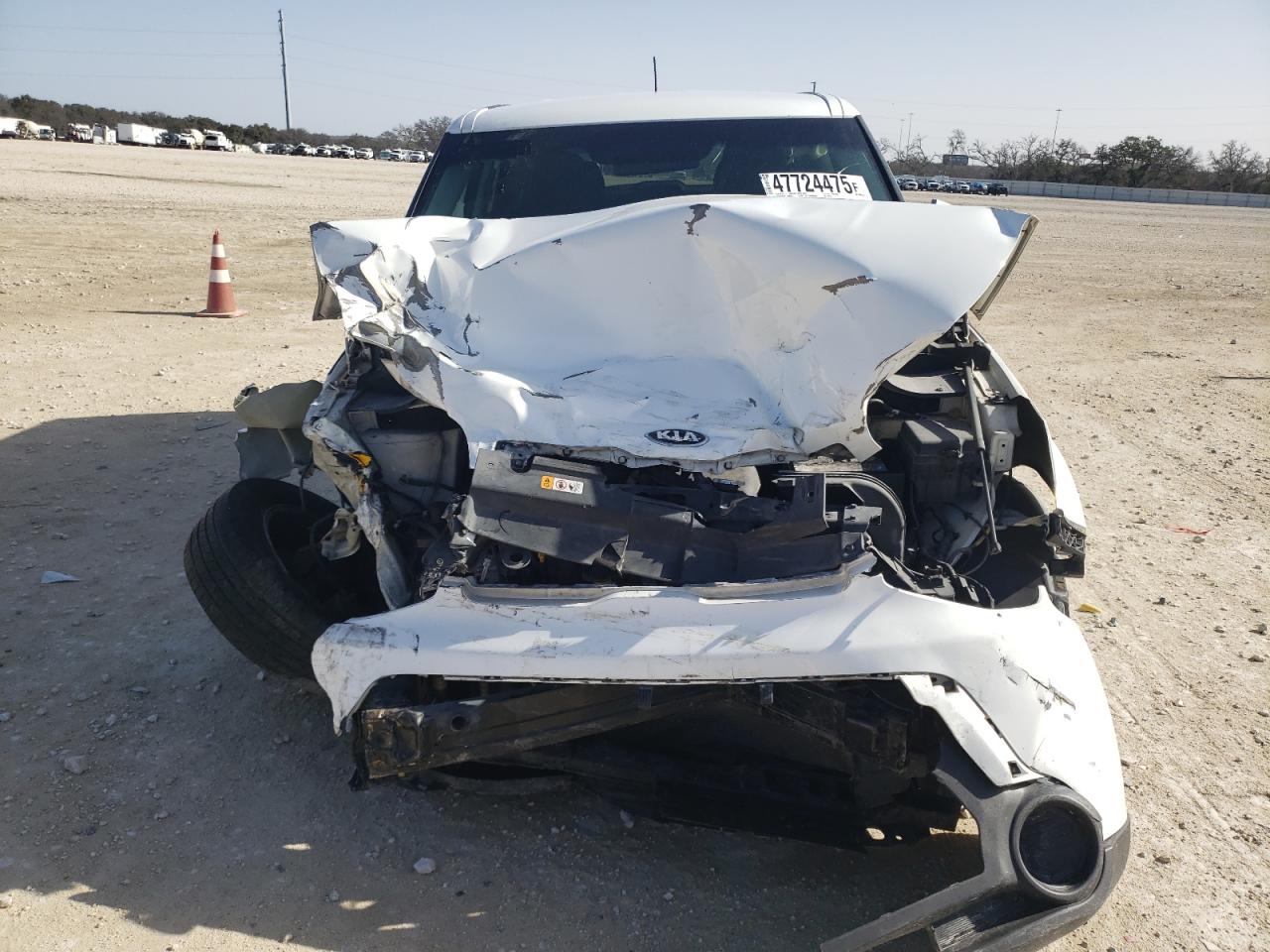 2016 KIA Soul VIN KNDJN2A27G7266330 Copart auction photo, front end damage thumbnail 5