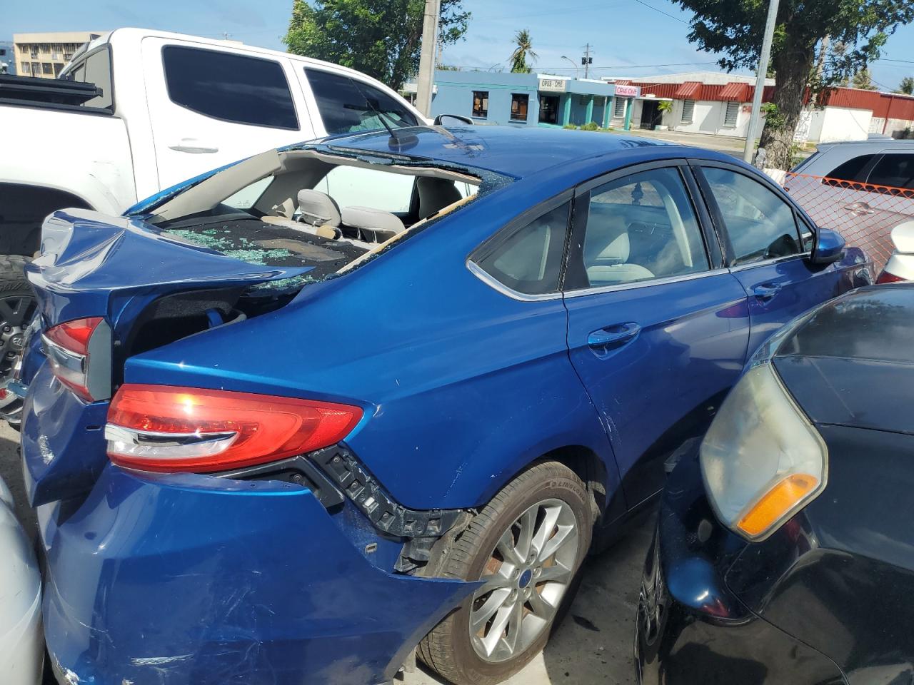 2017 Ford Fusion VIN 3FA6P0UU0HR202678 Copart auction photo, rear end / side damage thumbnail 3