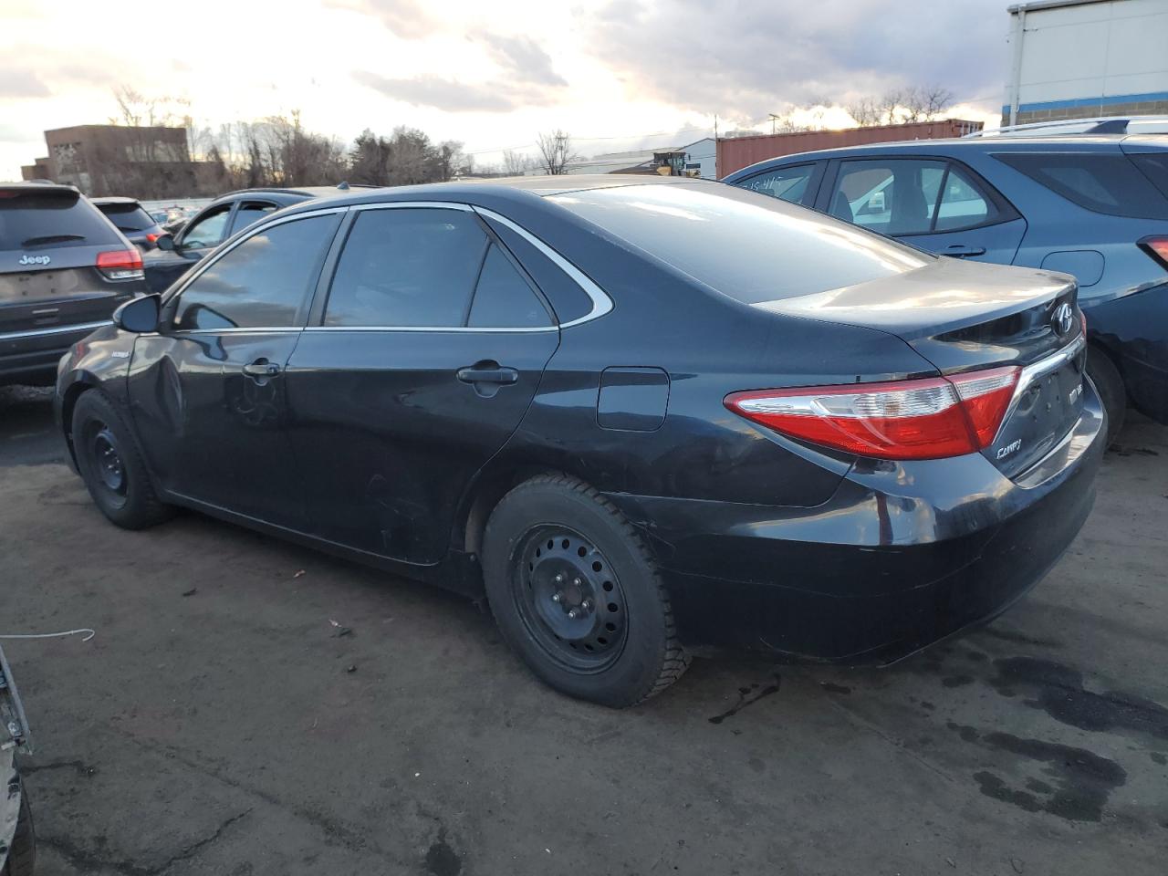 2015 Toyota Camry VIN 4T1BD1FK5FU142630 Copart auction photo, mechanical / minor dent/scratches damage thumbnail 2