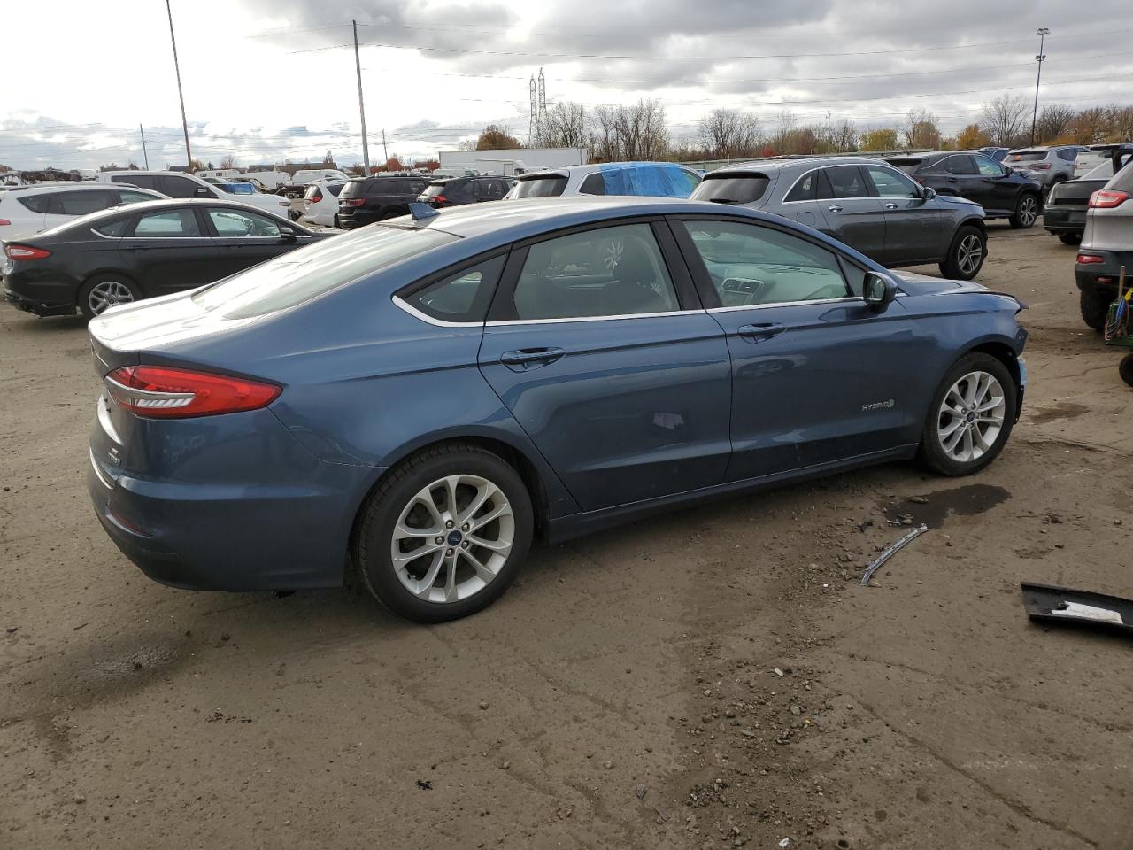 2019 Ford Fusion VIN 3FA6P0LU1KR167819 Copart auction photo, front end damage thumbnail 3