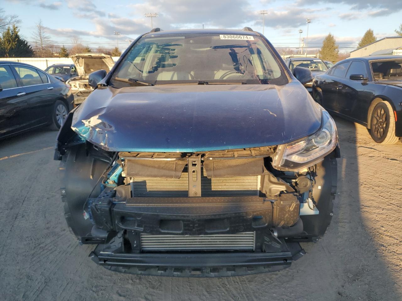 2020 Chevrolet Trax VIN 3GNCJRSB9LL112923 Copart auction photo, front end / minor dent/scratches damage thumbnail 5