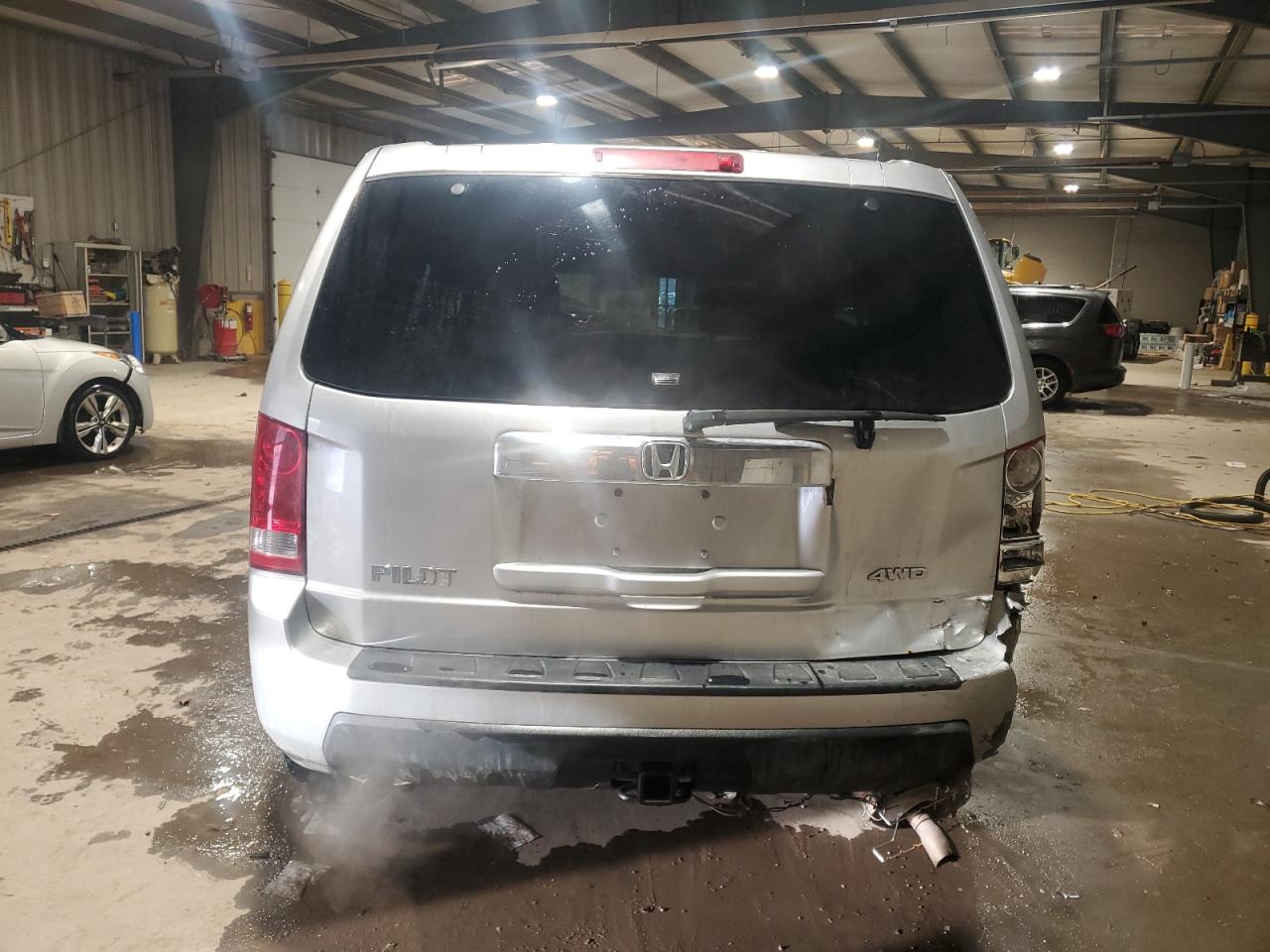 2011 Honda Pilot VIN 5FNYF4H27BB039249 Copart auction photo, rear end damage thumbnail 6