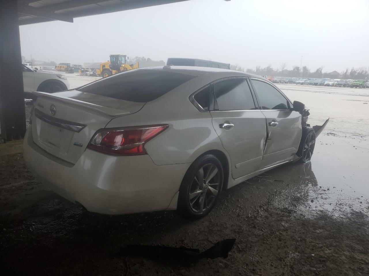 2013 Nissan Altima VIN 1N4AL3AP7DN438327 Copart auction photo, front end / side damage thumbnail 3