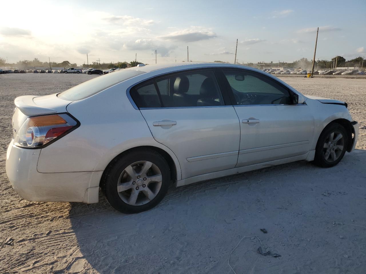 2009 Nissan Altima VIN 1N4AL21E19N552243 Copart auction photo, front end / minor dent/scratches damage thumbnail 3