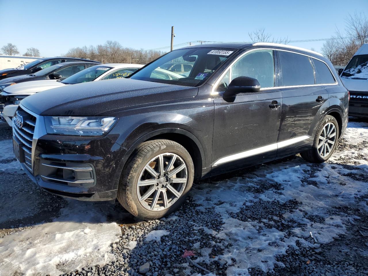 2018 Audi Q7 VIN WA1VAAF73JD031258