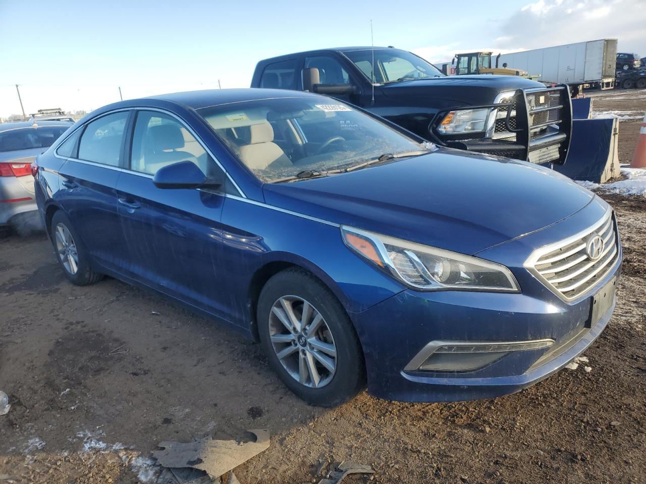 2015 Hyundai Sonata VIN 5NPE24AF6FH211208 Copart auction photo, minor dent/scratches damage thumbnail 4