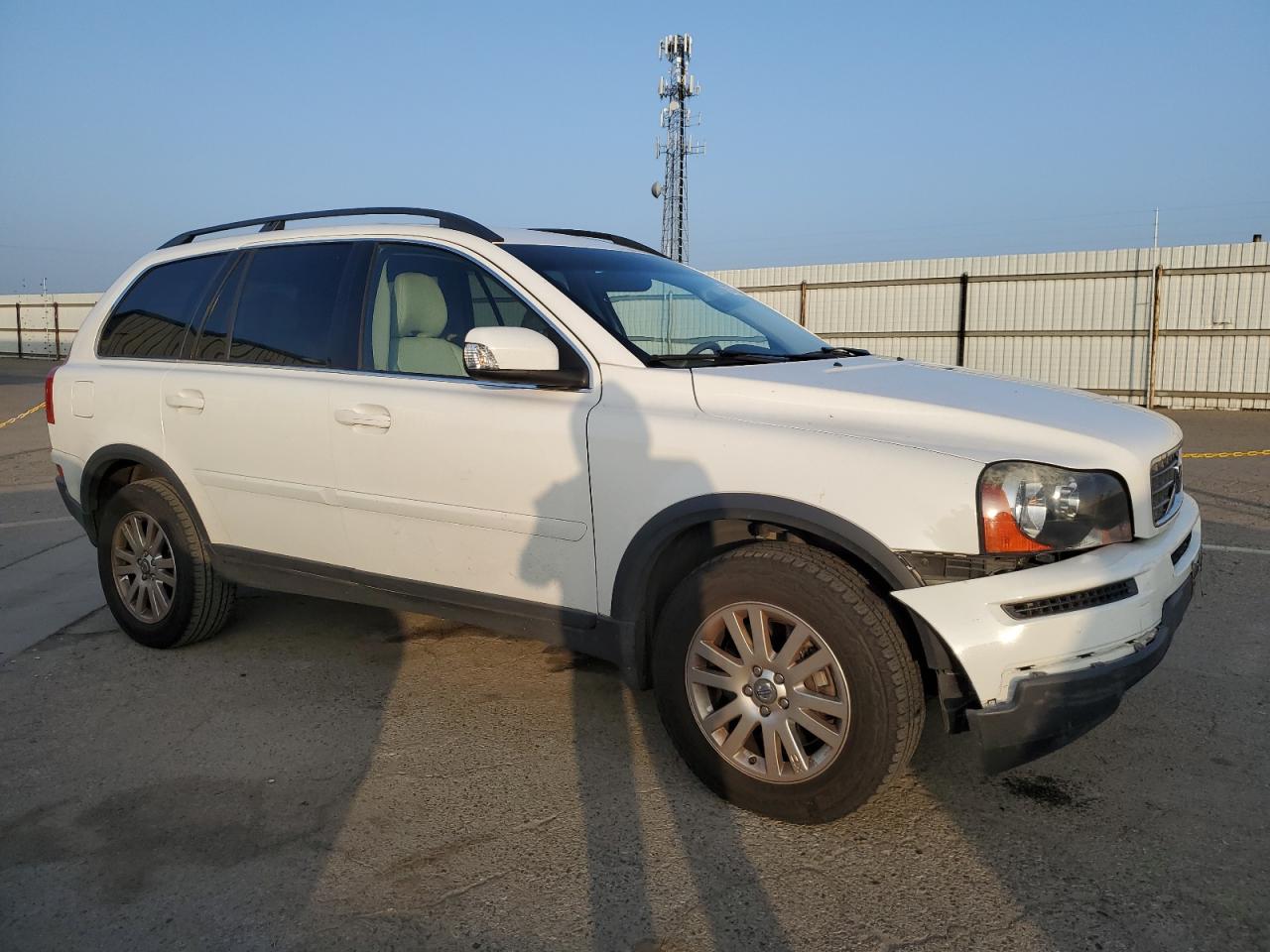2008 Volvo XC90 VIN YV4CN982X81444773 Copart auction photo, front end damage thumbnail 4