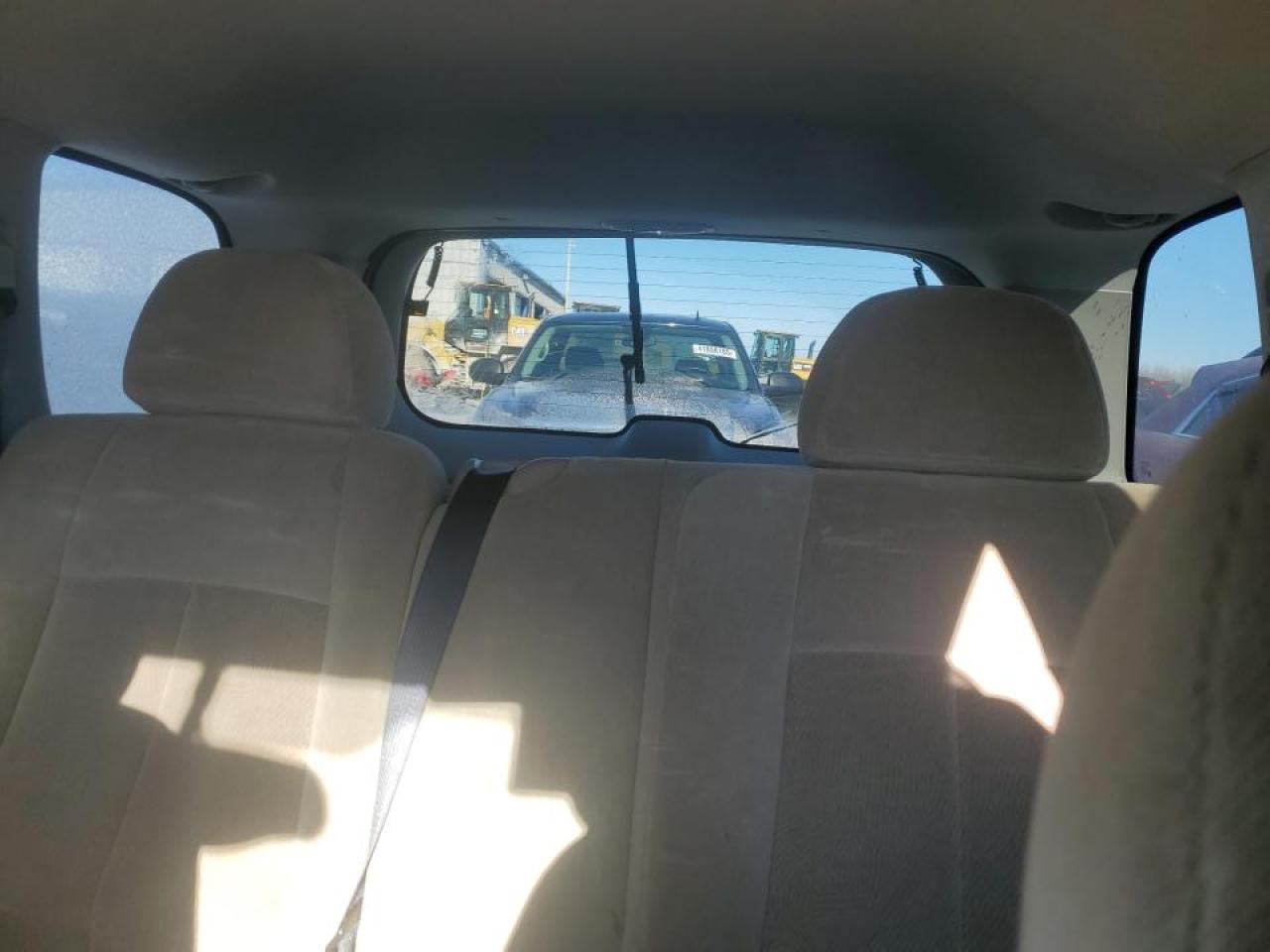 2005 Chevrolet TrailBlazer VIN 1GNDS13S652110584 Copart auction photo, front end damage thumbnail 10