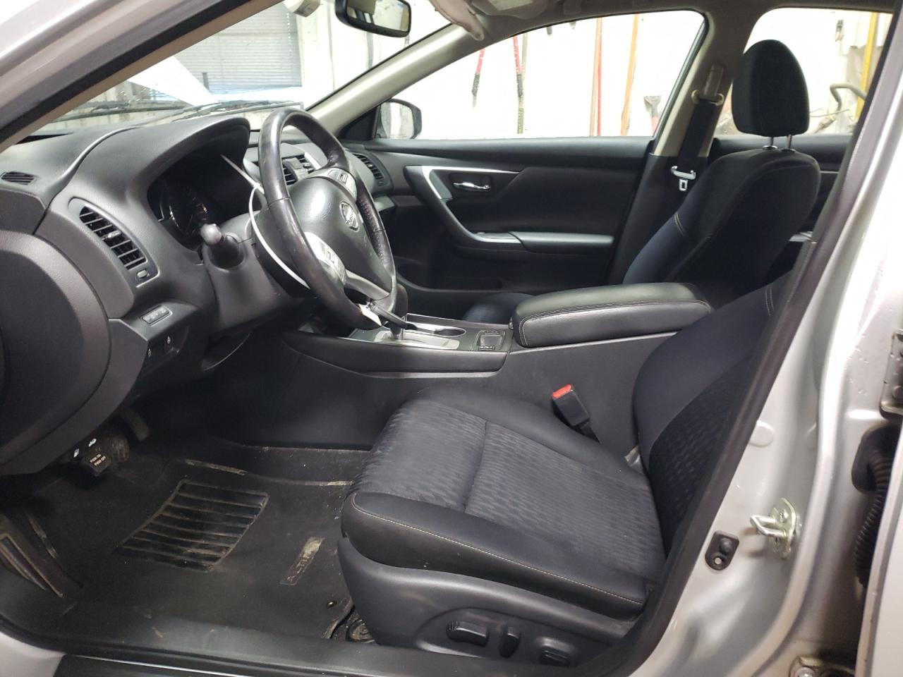 2017 Nissan Altima VIN 1N4AL3AP4HC260278 Copart auction photo, rear end damage thumbnail 7